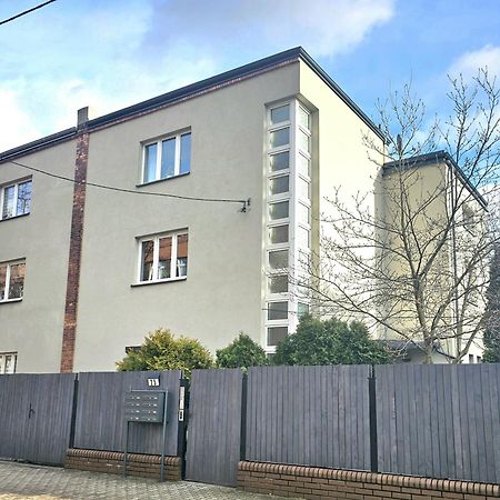 Urabn Apartments Studio With Garden No 2A Chorzow Katowice Free Private Parking, Self Check-In Exteriör bild